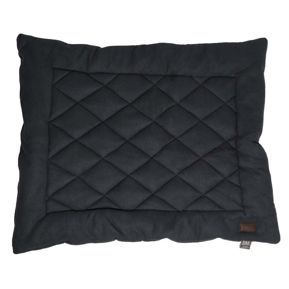 Benji & Flo Essential Fleece Dog Bed