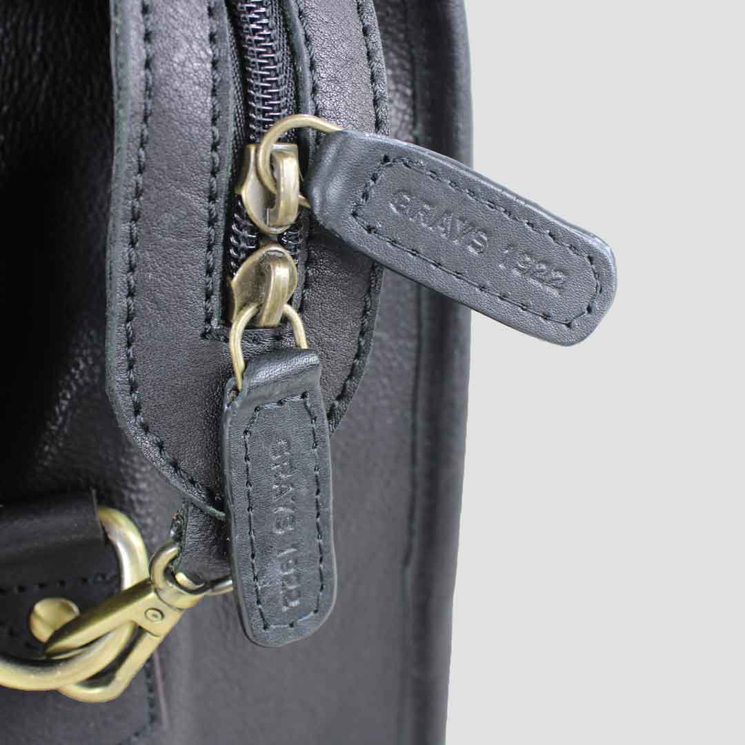 Abigail Snaffle Handbag Black
